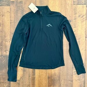 NWT Nike Trail Women's Dri-FIT 1/2-Zip Mid Layer Top size Small